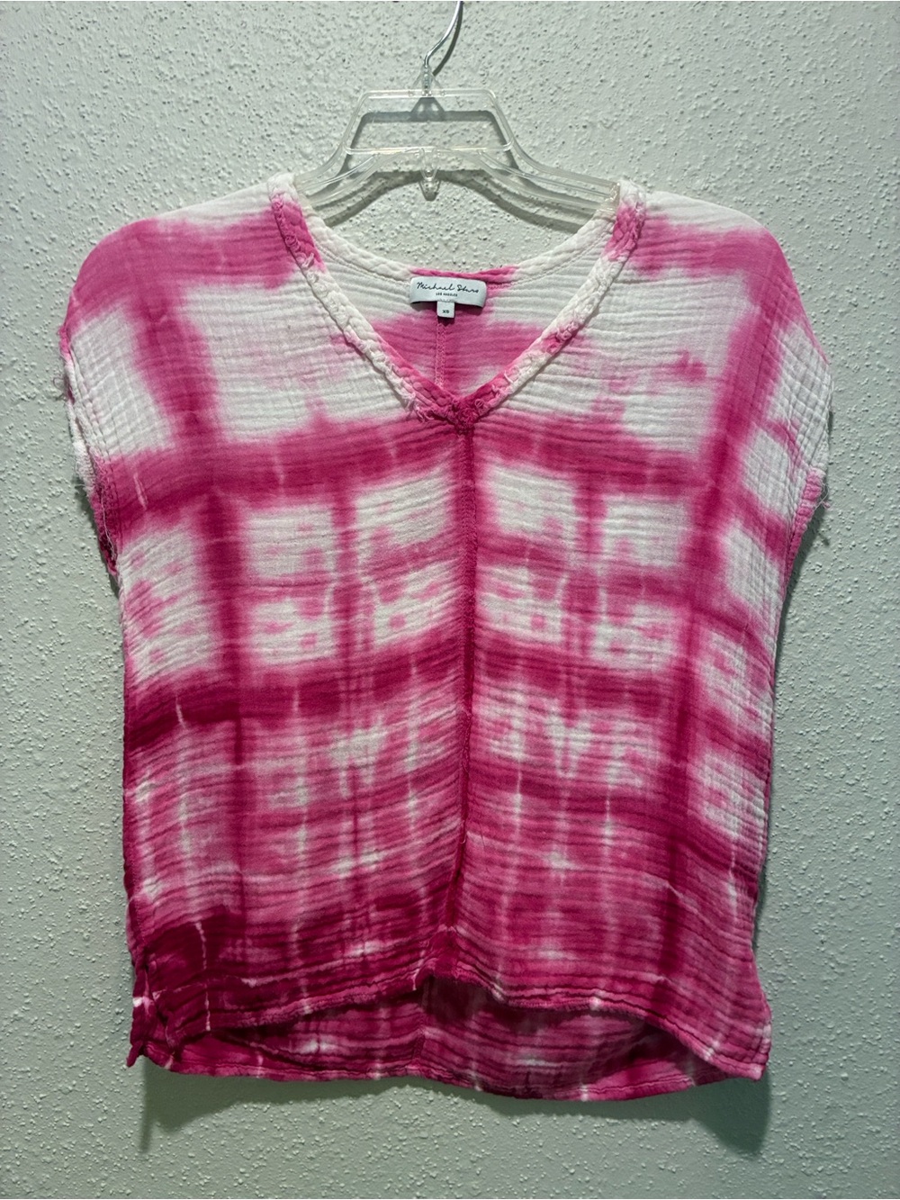 Michael Stars Fuchsia & White Tie-Dye V-Neck Top